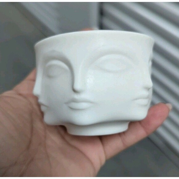 Jonathan Adler Dora Maar Condiment Bowl, White 2.25" Art Deco Faces - Picture 9 of 9